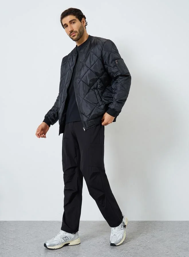 ستايلي بنطال كارجو بقصة مريحة وستايل ستريت وير